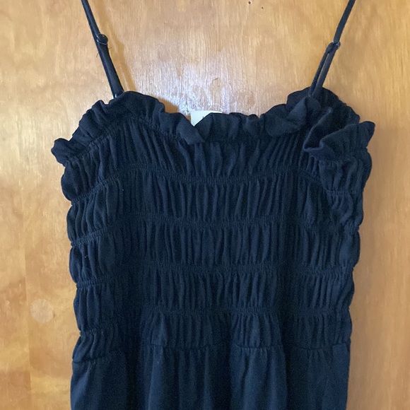 H&M Black Crinkle Dress EUC (Worn Once) - Picture 5 of 5